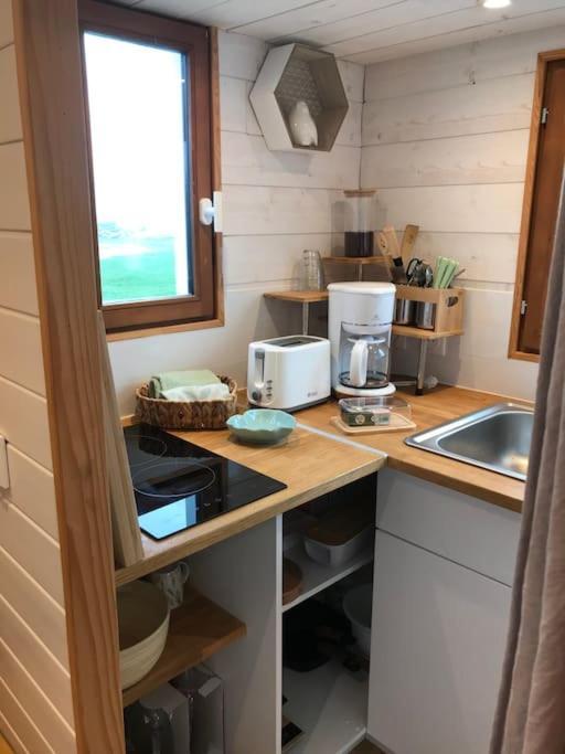 Tiny House A La Ferme Pres Paris Et Center Parcs. Holiday home *